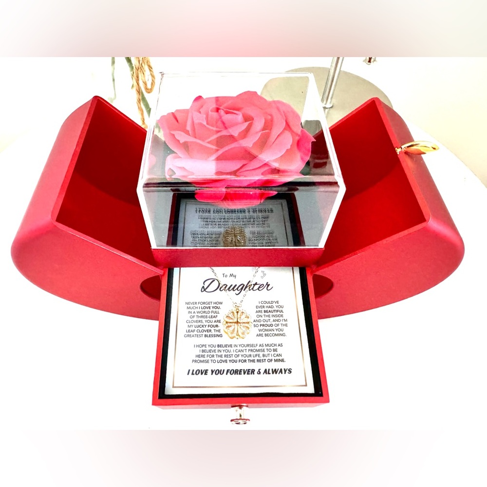 🌹NWT Eternal Rose Preserved Rose & Gold Necklace for Daughter Gift Box 🎁